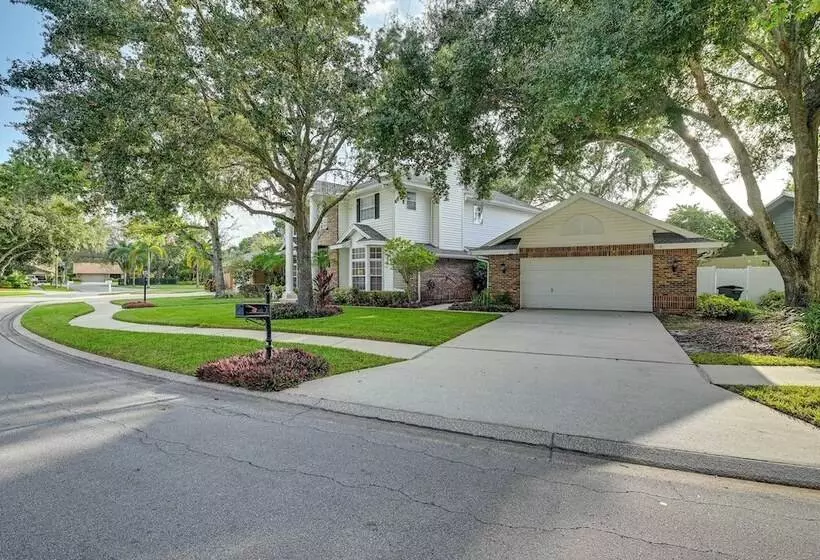Palm Harbor Vacation Rental: 7 Mi To Beach!