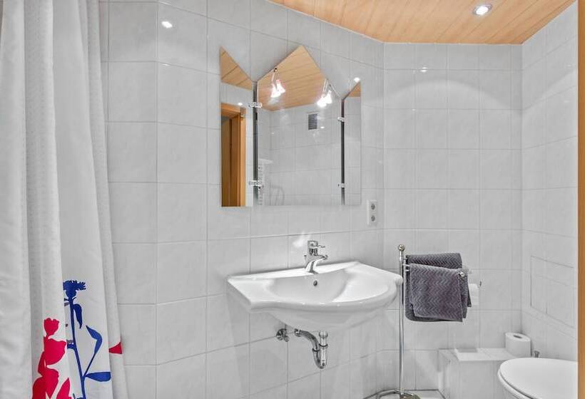 ペンション Family And Friends Ludwigshafen