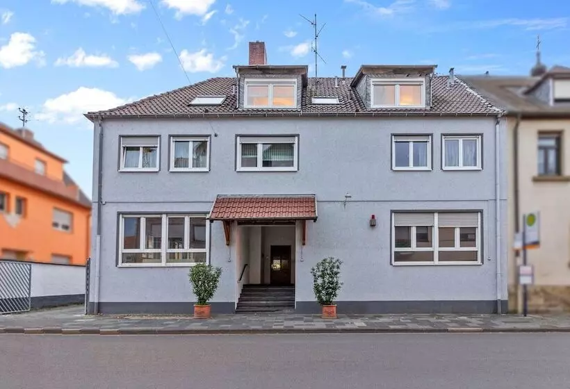 Majatalo Family And Friends Ludwigshafen