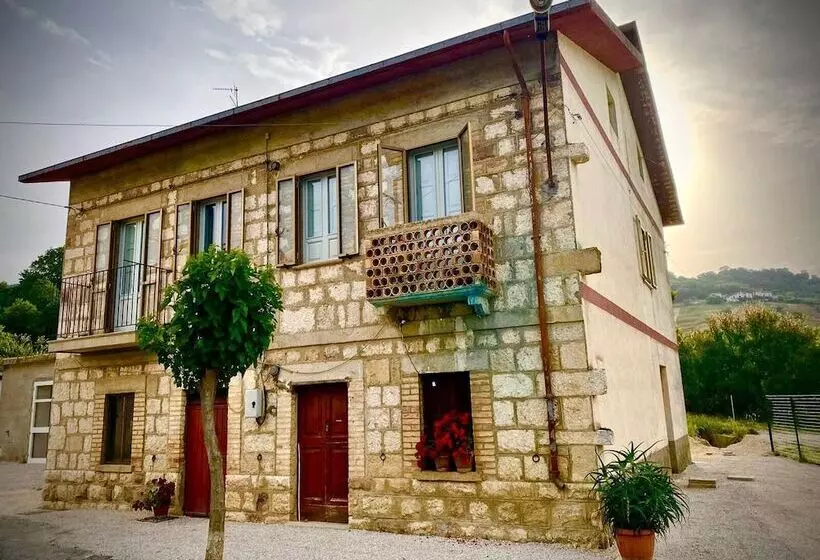 Majatalo I 3 Falchi Bed & Breakfast
