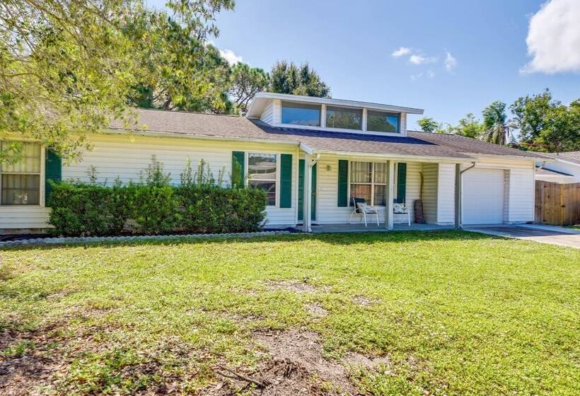 Pet Friendly Sarasota Home: 2 Mi To Bayfront Park!