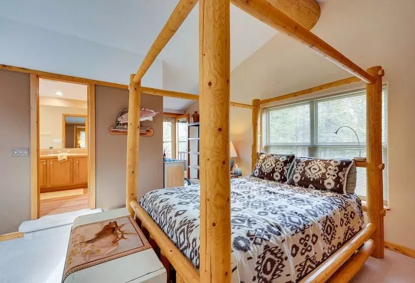Rustic Ward Retreat W/ Deck + Mountain Views!