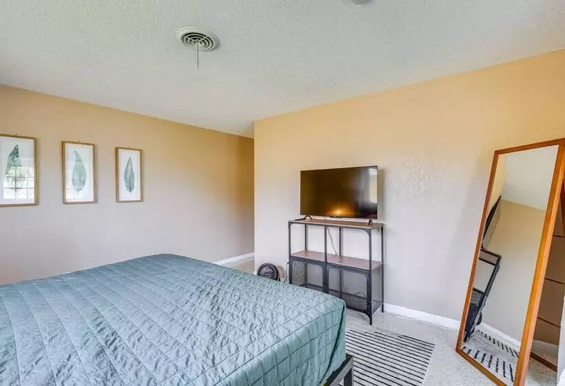 Spacious Boynton Beach Vacation Home: Pets Welcome