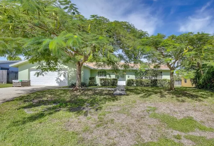 Spacious Boynton Beach Vacation Home: Pets Welcome