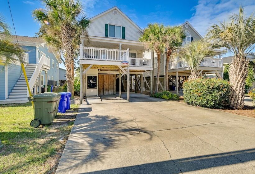 Walk To Ocean: Surfside Beach Gem W/ Private Pool