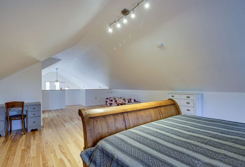 Wright Retreat On Woodbury Lake: Deck & Fire Pit!