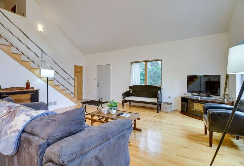 Wright Retreat On Woodbury Lake: Deck & Fire Pit!