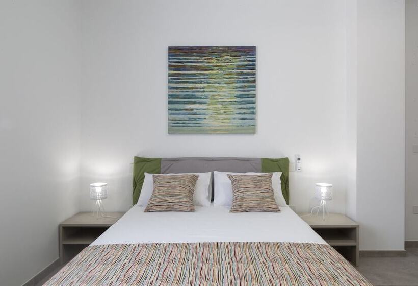 تختخواب و صبحانه Domusterramare