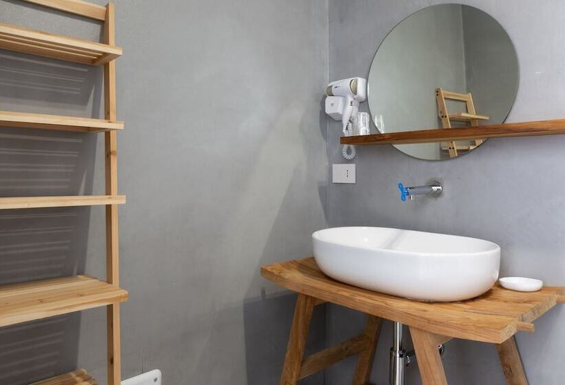 تختخواب و صبحانه Domusterramare