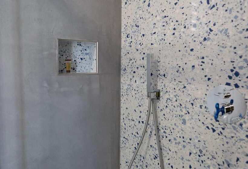 تختخواب و صبحانه Domusterramare