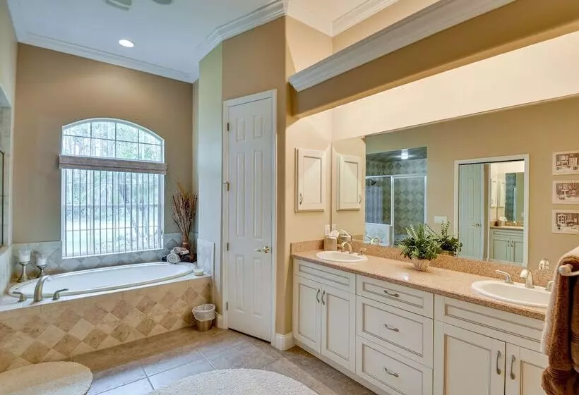 Breezy Palm Coast Golf Retreat W/ Pool + Lanai!