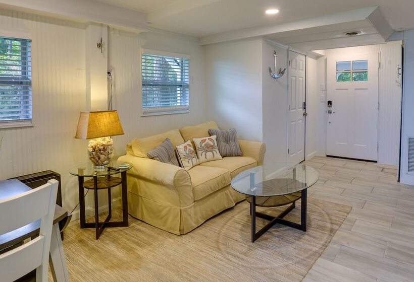 Carrabelle Retreat W/ Boat Dock + Views Of Gulf!