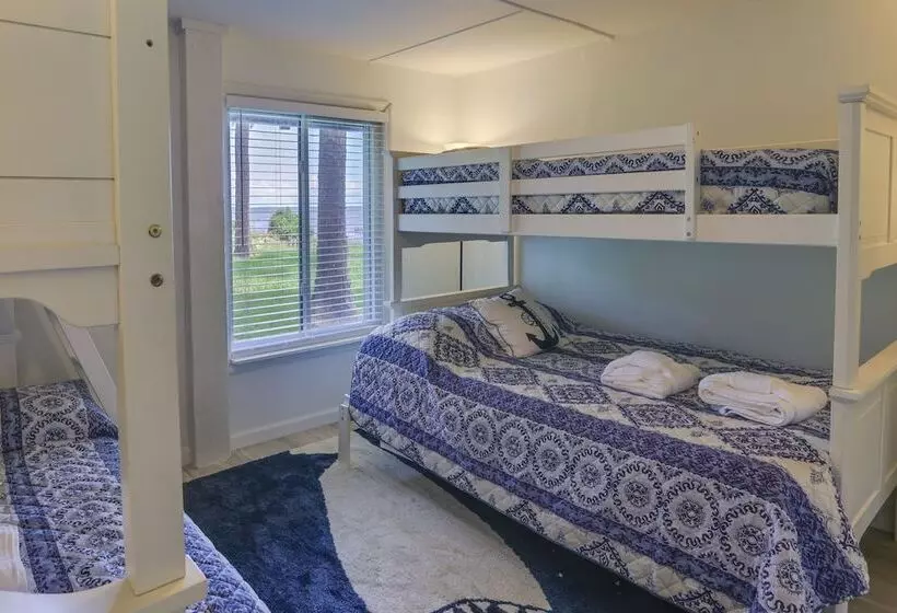 Carrabelle Retreat W/ Boat Dock + Views Of Gulf!