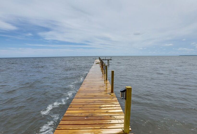 Carrabelle Retreat W/ Boat Dock + Views Of Gulf!