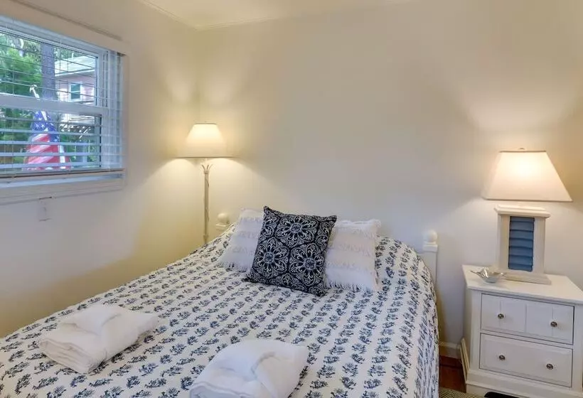 Carrabelle Retreat W/ Boat Dock + Views Of Gulf!