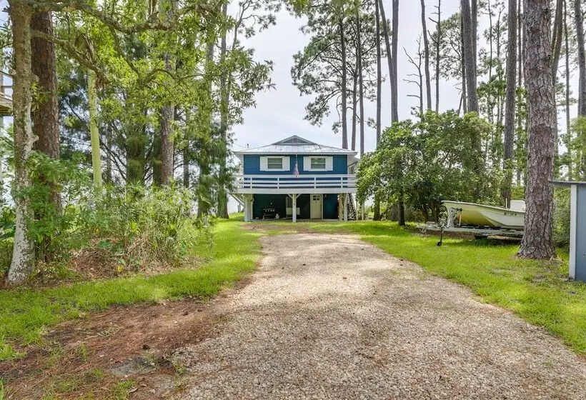 Carrabelle Retreat W/ Boat Dock + Views Of Gulf!