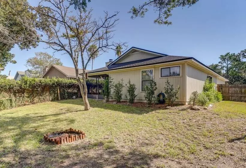 Ponte Vedra Beach Family Home: 2 Mi To Beaches!