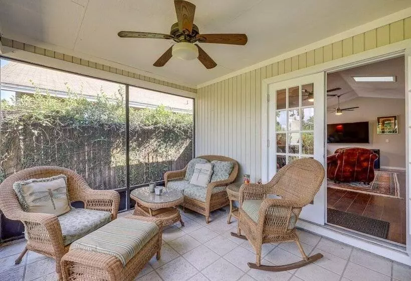 Ponte Vedra Beach Family Home: 2 Mi To Beaches!