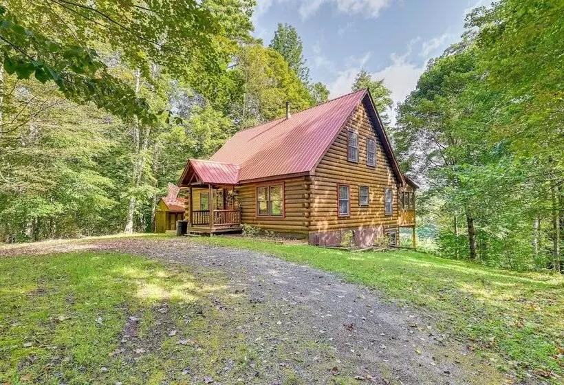 Gore Mountain Cabin: Game Room & Fire Pit
