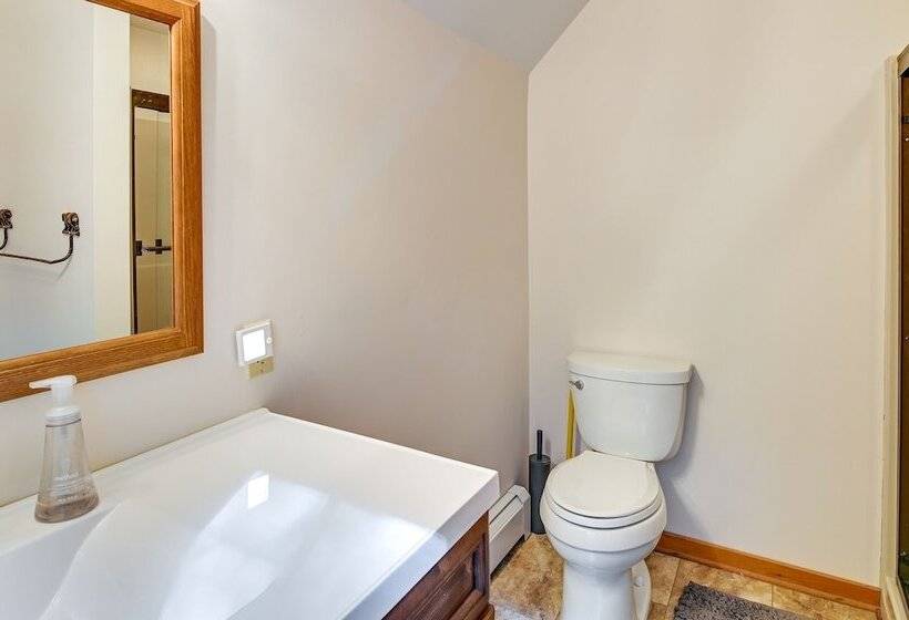 Gore Mountain Cabin: Game Room & Fire Pit