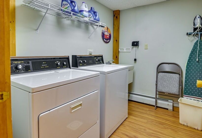 Gore Mountain Cabin: Game Room & Fire Pit