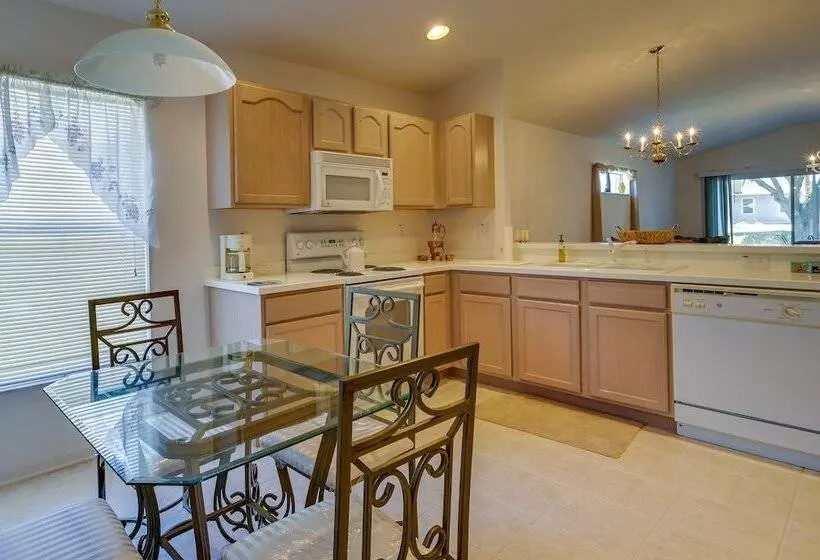 Cozy Zephyrhills Home   6 Mi To Epperson Lagoon
