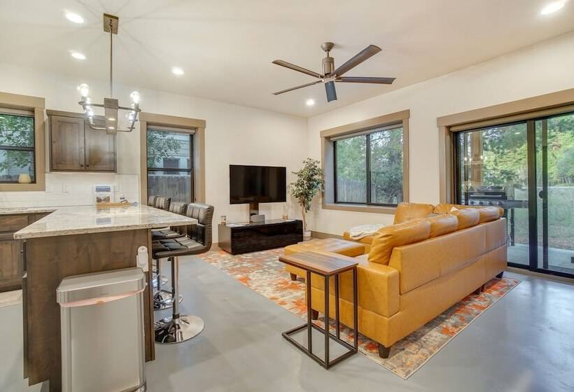 1 Mi To Payette Lake: Mccall Home W/ Grill!