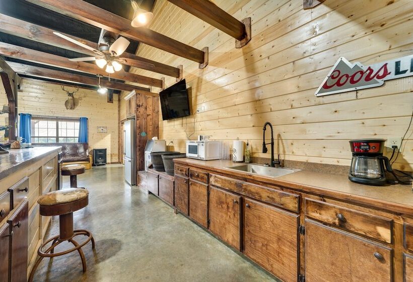 Pet Friendly Eagletown Home ~ 3 Mi To Kayaking!