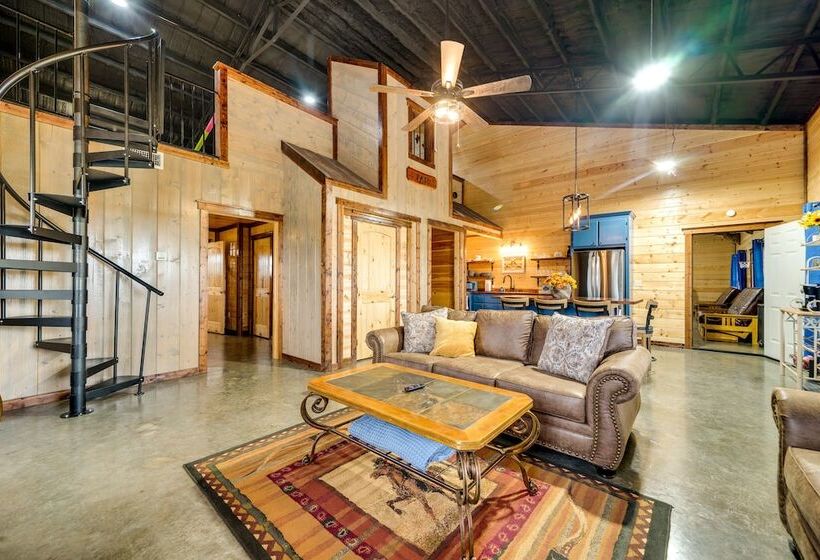 Pet Friendly Eagletown Home ~ 3 Mi To Kayaking!