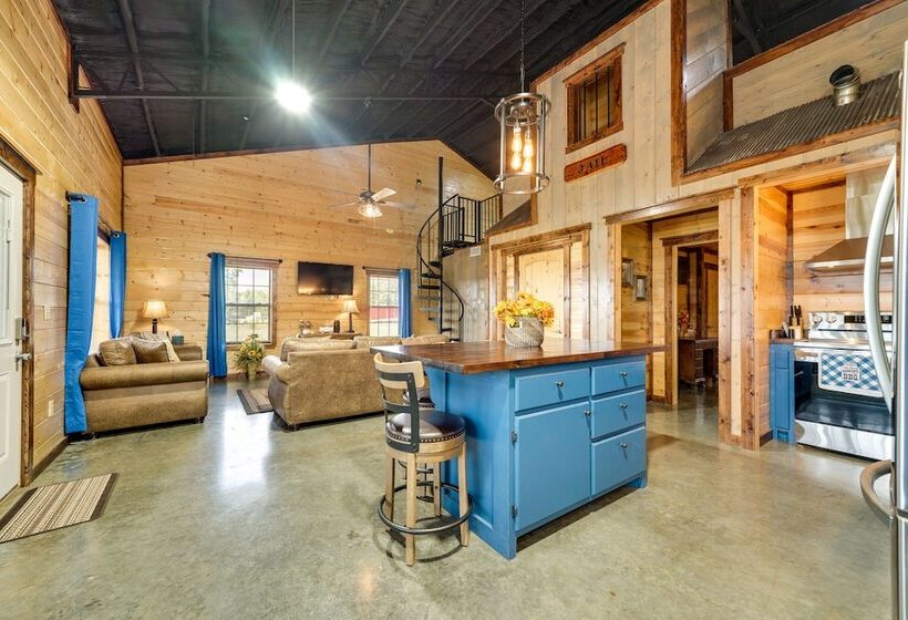 Pet Friendly Eagletown Home ~ 3 Mi To Kayaking!