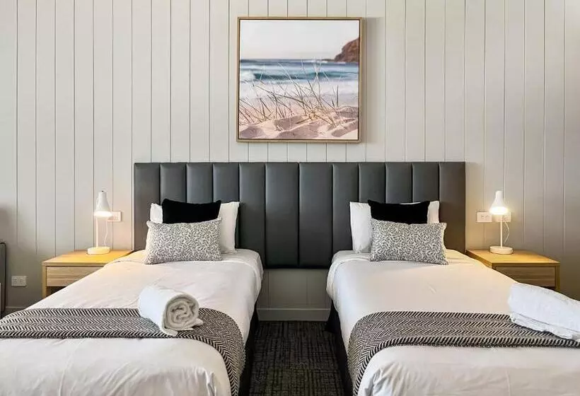 Hotelli Direct Collective   Bli Bli Suites