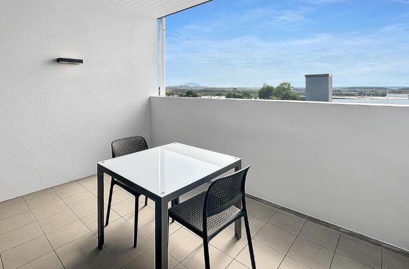 فندق Direct Collective   Bli Bli Suites