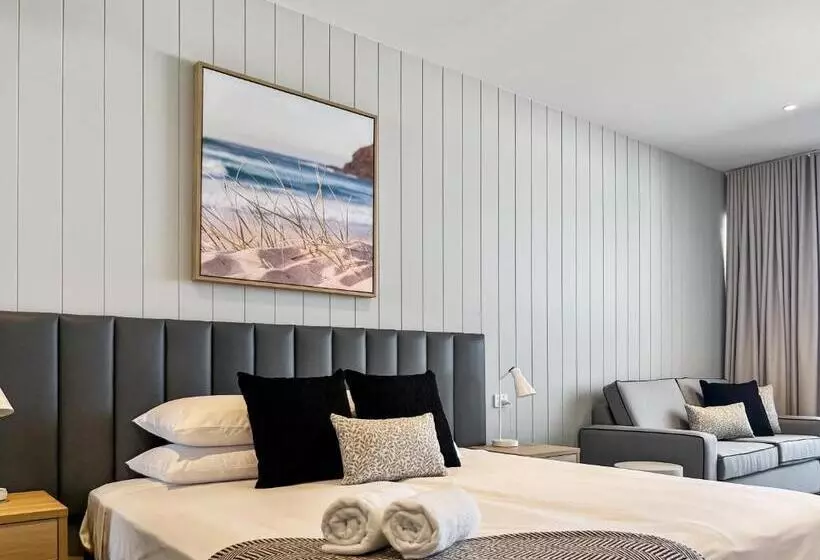 Hotelli Direct Collective   Bli Bli Suites