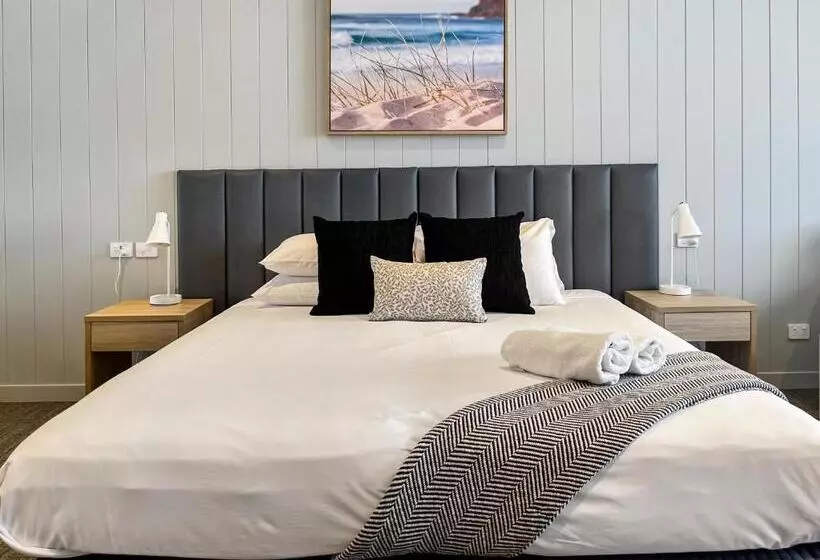 Hotelli Direct Collective   Bli Bli Suites