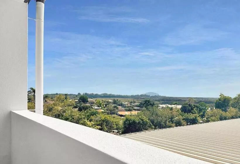 Hotelli Direct Collective   Bli Bli Suites