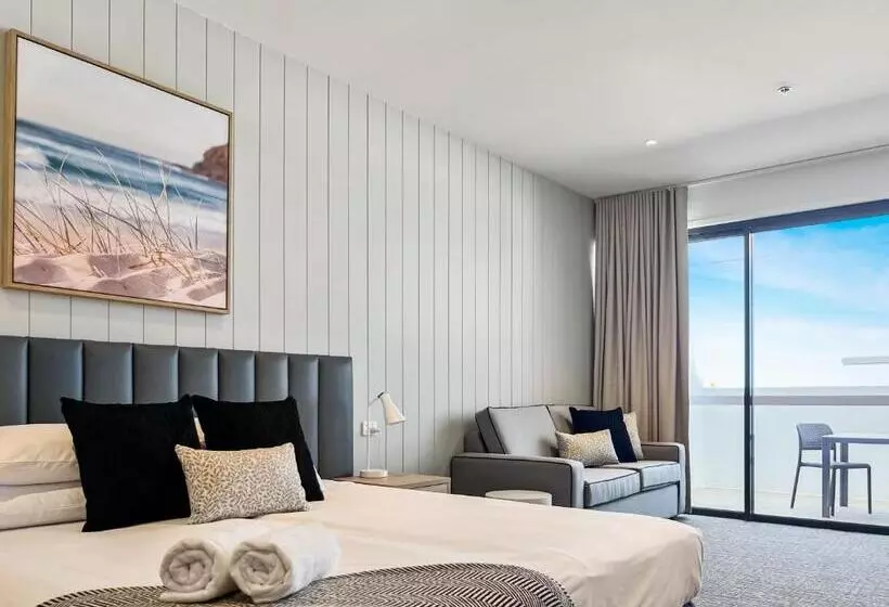 Hotelli Direct Collective   Bli Bli Suites