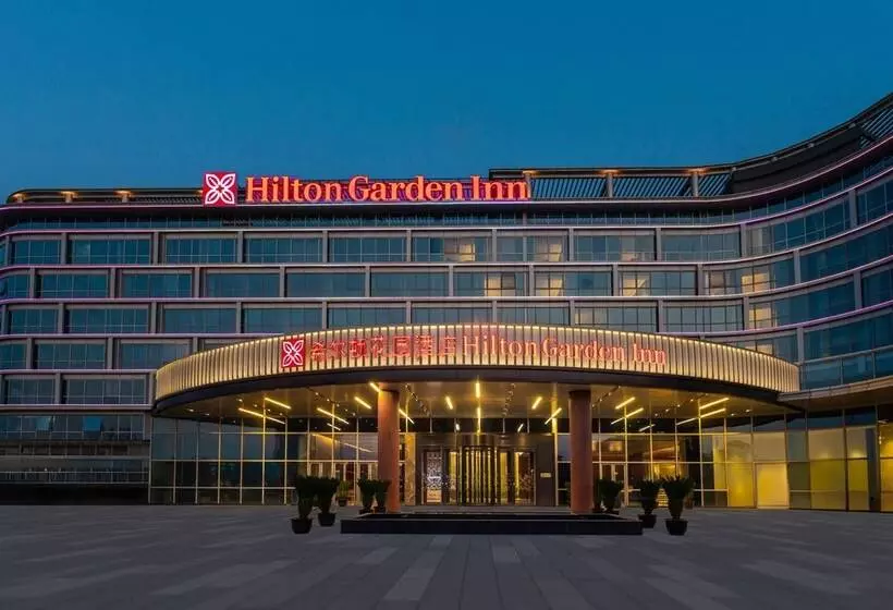 Hotelli Hilton Garden Inn Huzhou High Speed Railway Station