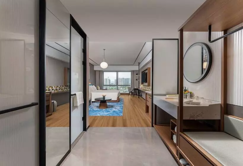 Hotelli Hilton Garden Inn Huzhou High Speed Railway Station