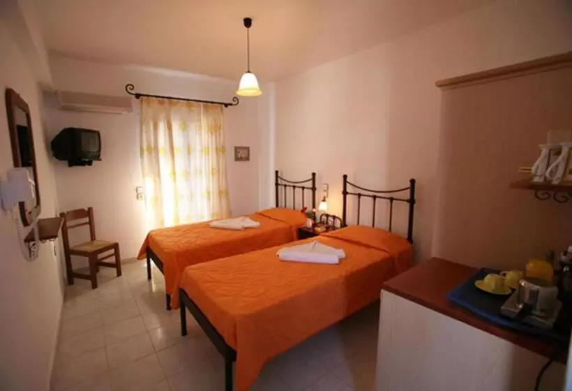 Hotelli Maistrali Studios