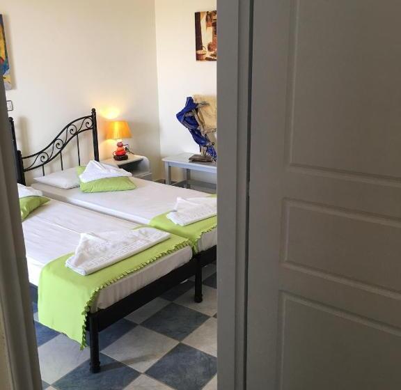 Отель Maistrali Studios