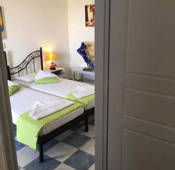 Hotelli Maistrali Studios