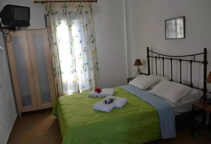 Hotelli Maistrali Studios