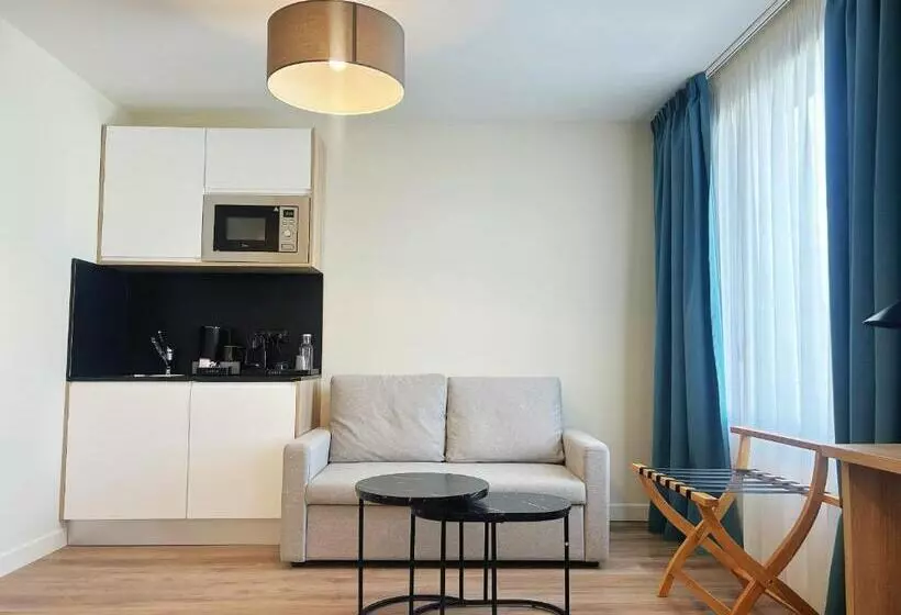 Hotelli Hôtel Oden Paris Ivry