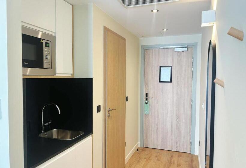 هتل Hôtel Oden Paris Ivry