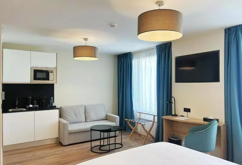 Hotelli Hôtel Oden Paris Ivry