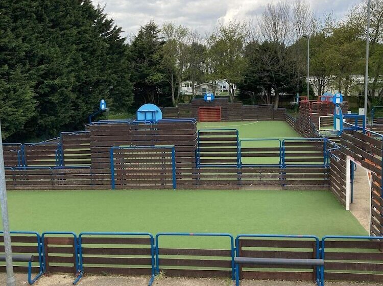 Hotel 3 Bedroom Ensuite Caravan