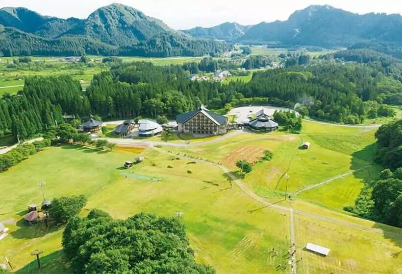 Hotelli Schones Heim Kaneyama