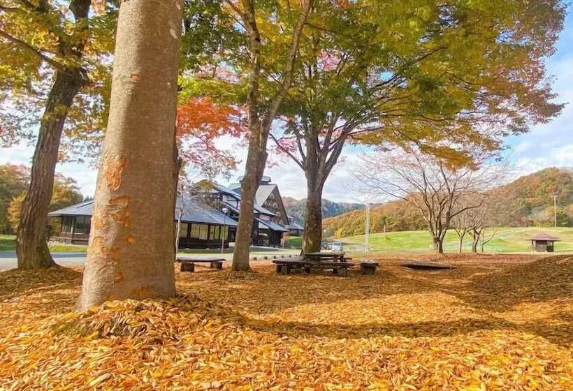 Hotelli Schones Heim Kaneyama