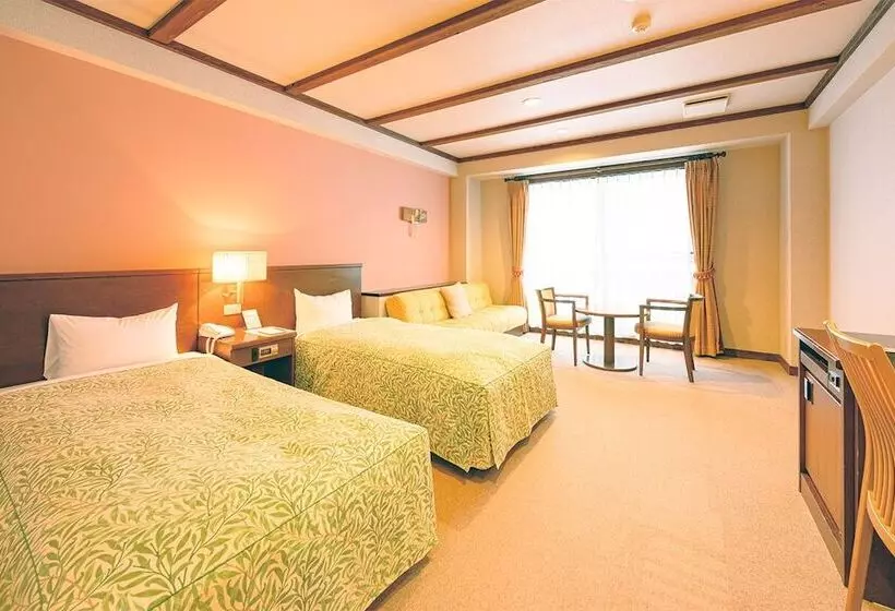 Hotelli Schones Heim Kaneyama