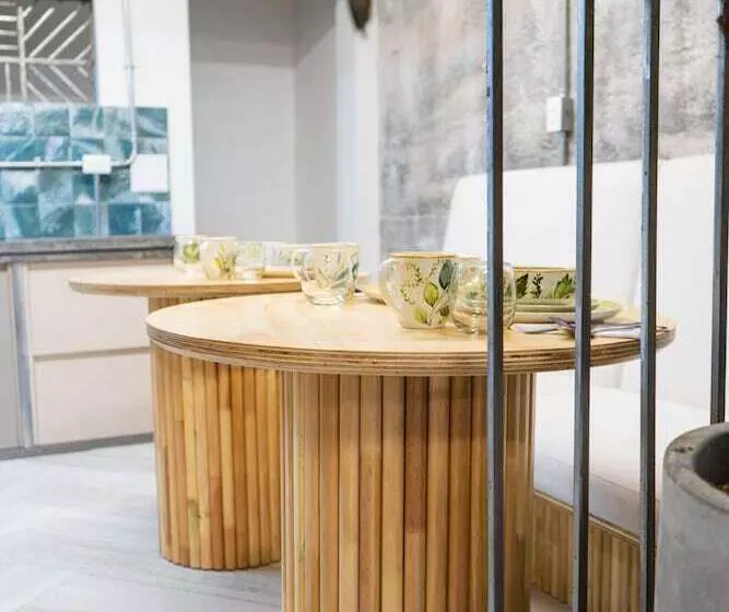 هتل Zentrico Boutique